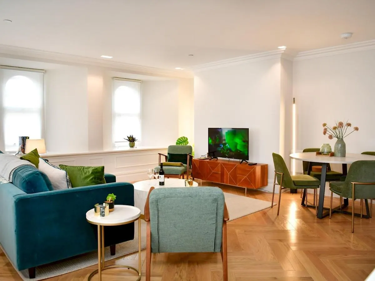 Pass The Keys Beautiful 2 Bed Apartment With Parking In The Bay Cardiff
