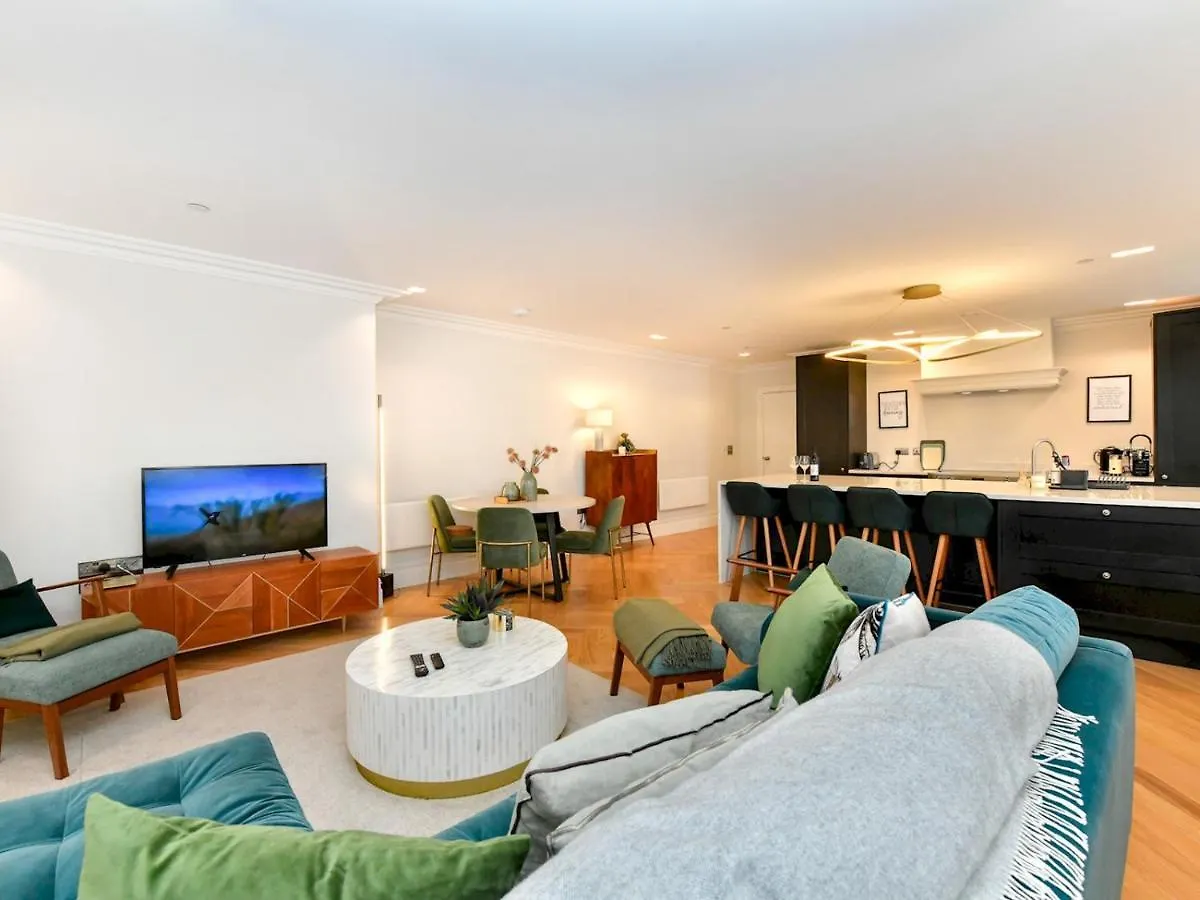 Pass The Keys Beautiful 2 Bed Apartment With Parking In The Bay Cardiff
